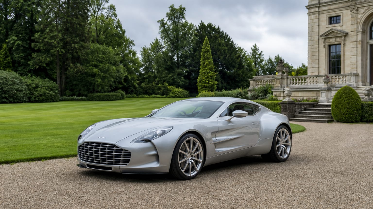 Aston Martin One-77