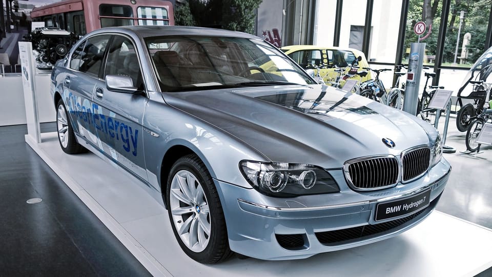 BMW Hydrogen 7