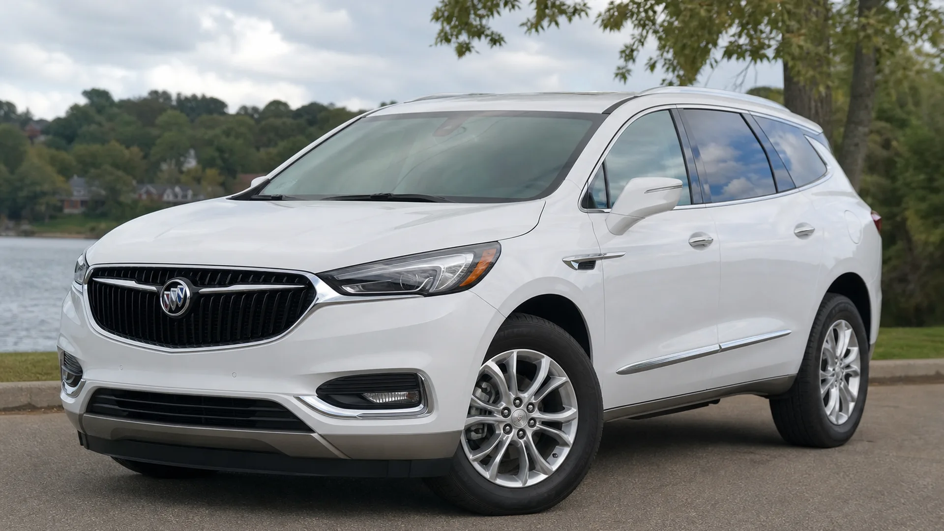 A Buick Enclave parked outdoors.