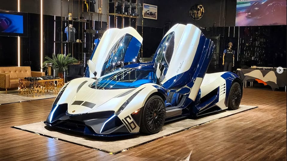 Devel Sixteen