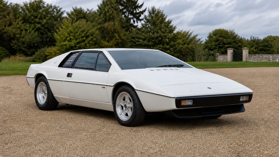Lotus Esprit