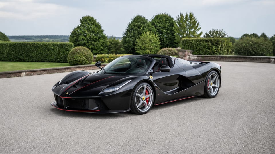 Ferrari LaFerrari Aperta