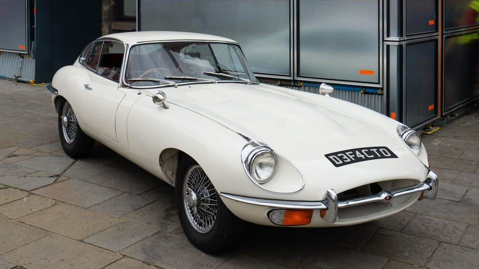 Jaguar E-Type 4.2 Roadster