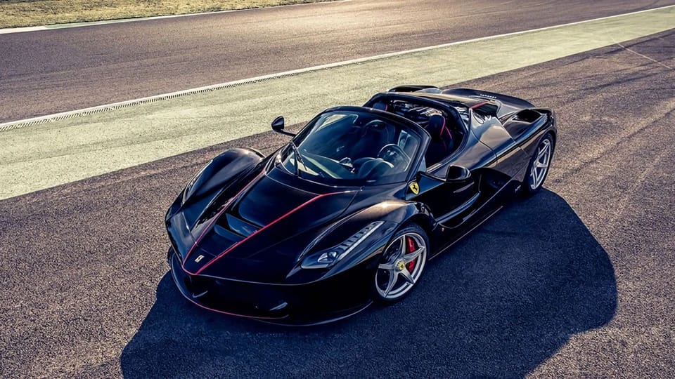 Ferrari LaFerrari Aperta