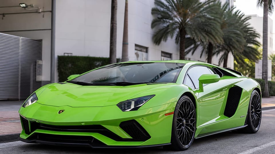 Lamborghini Aventador