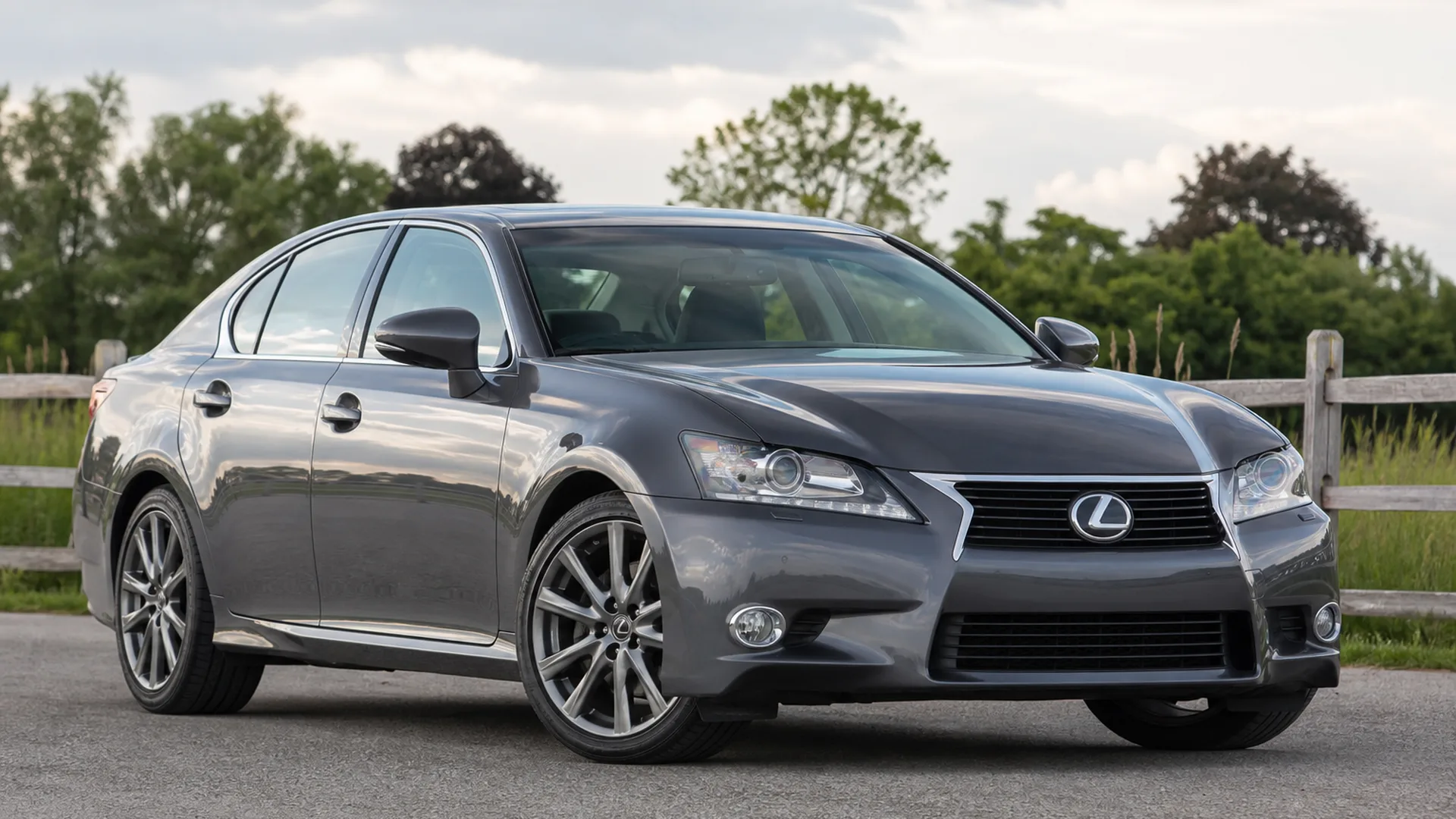 A Lexus GS 350 parked outdoors.