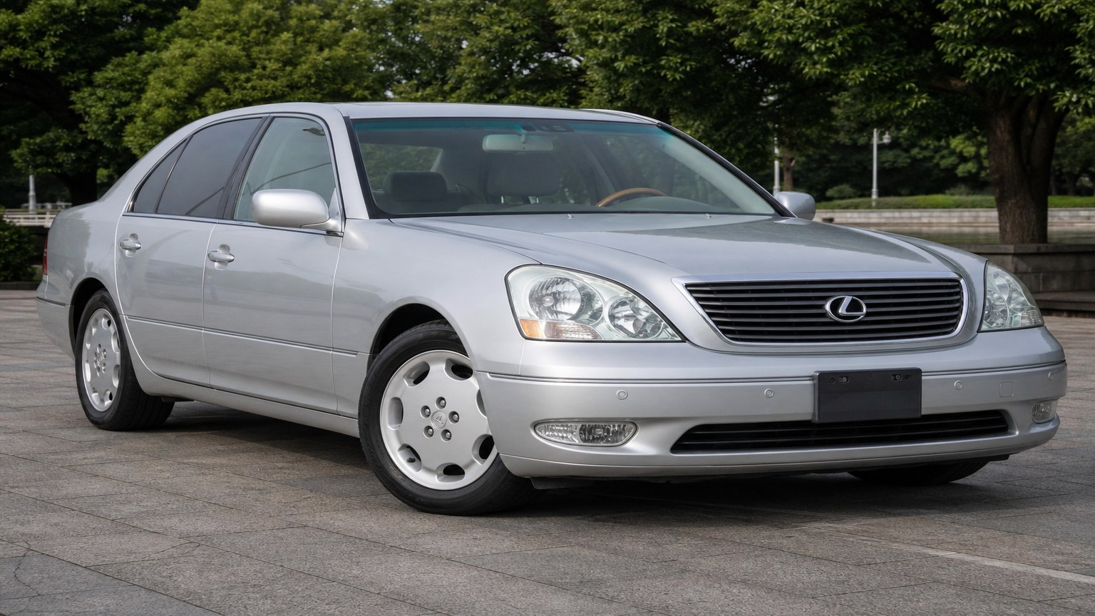 A Lexus LS 430 parked outdoors, three-quarter front view.