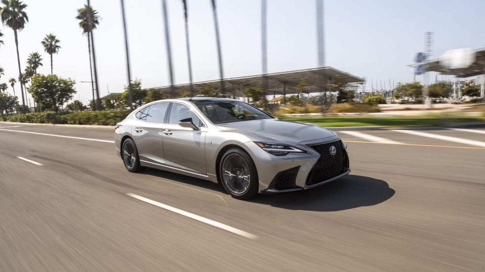 Lexus LS