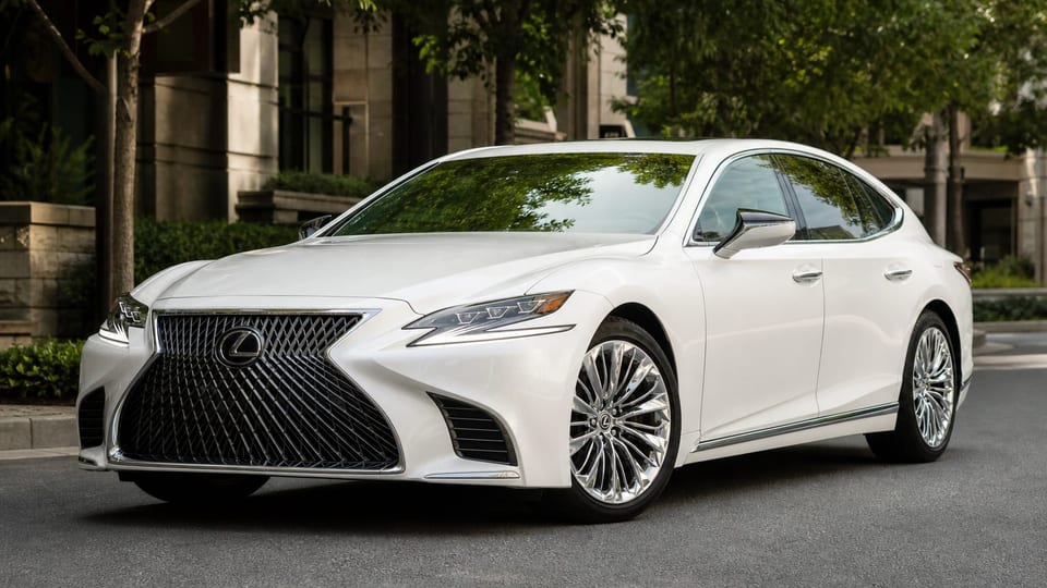 Lexus LS