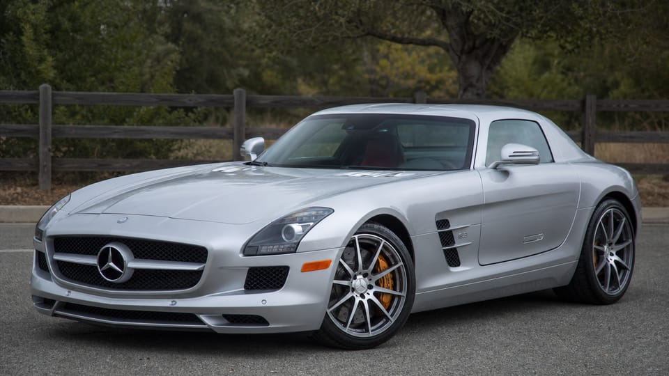 Mercedes-Benz SLS AMG