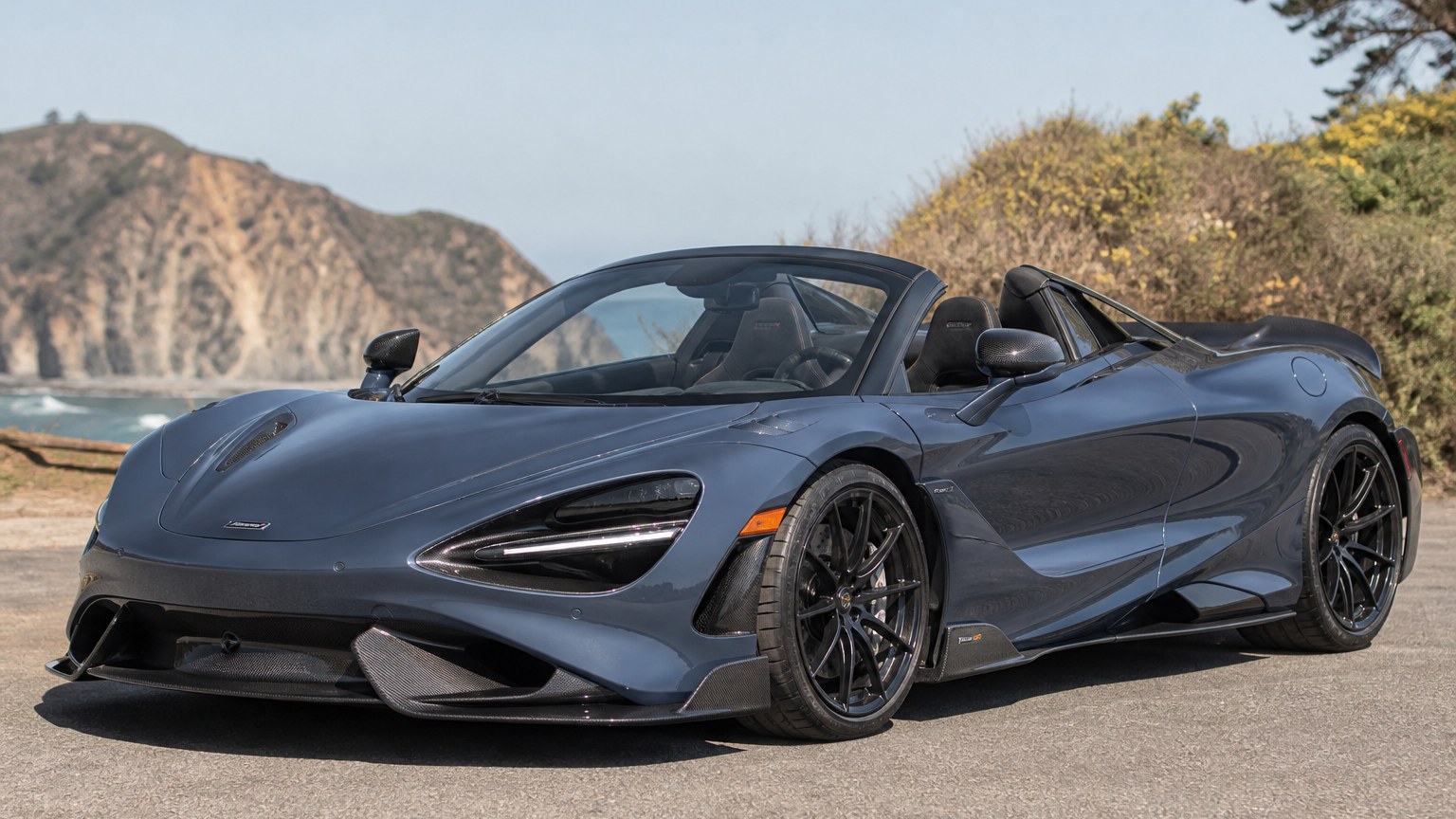 McLaren 765LT Spider