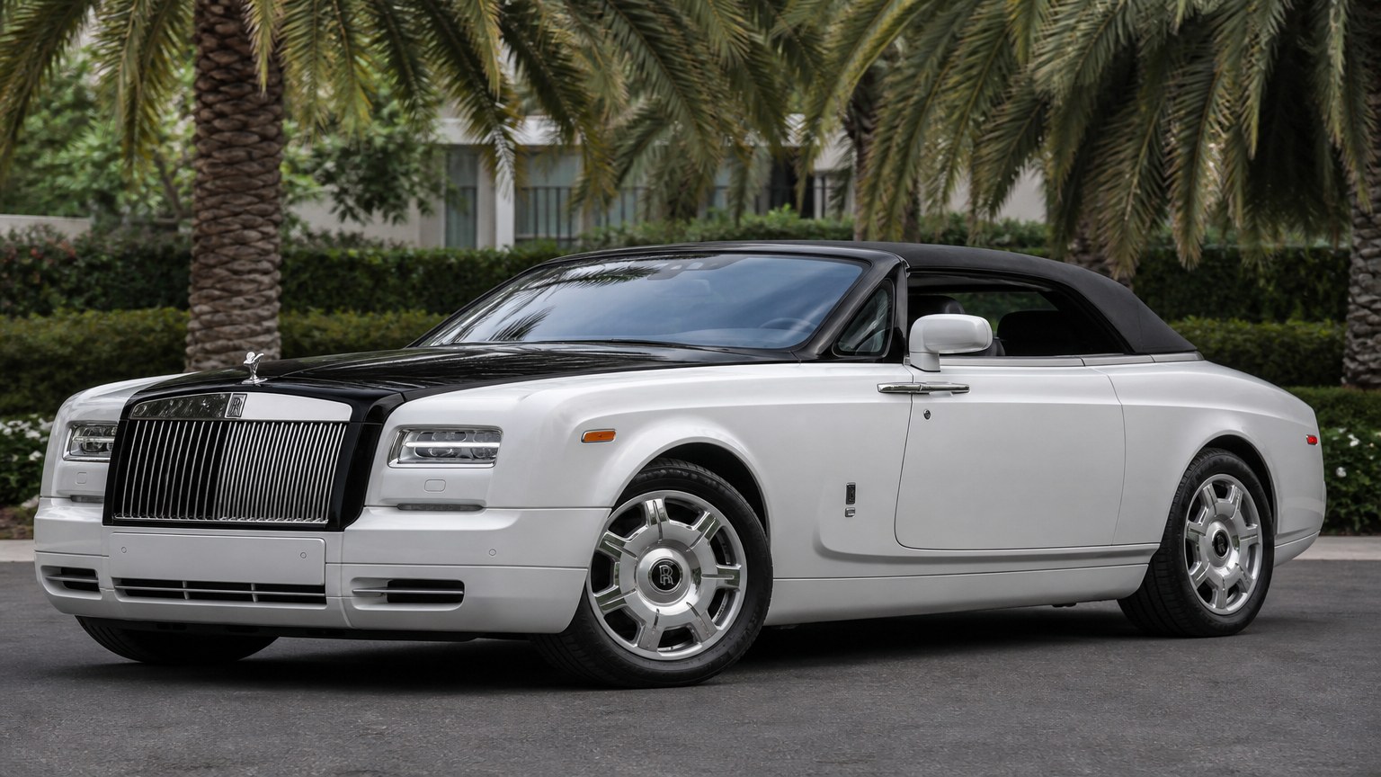 Rolls-Royce Phantom Drophead Coupe