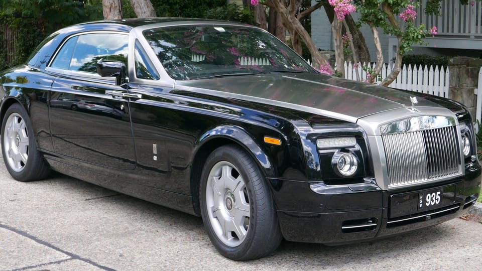 Rolls-Royce Phantom Drophead Coupe