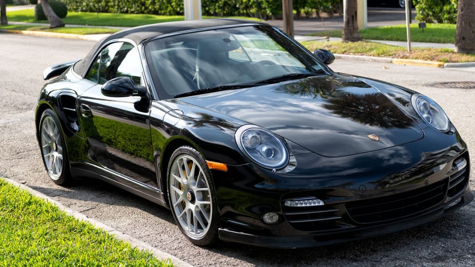 Porsche 911 Turbo S Cabriolet
