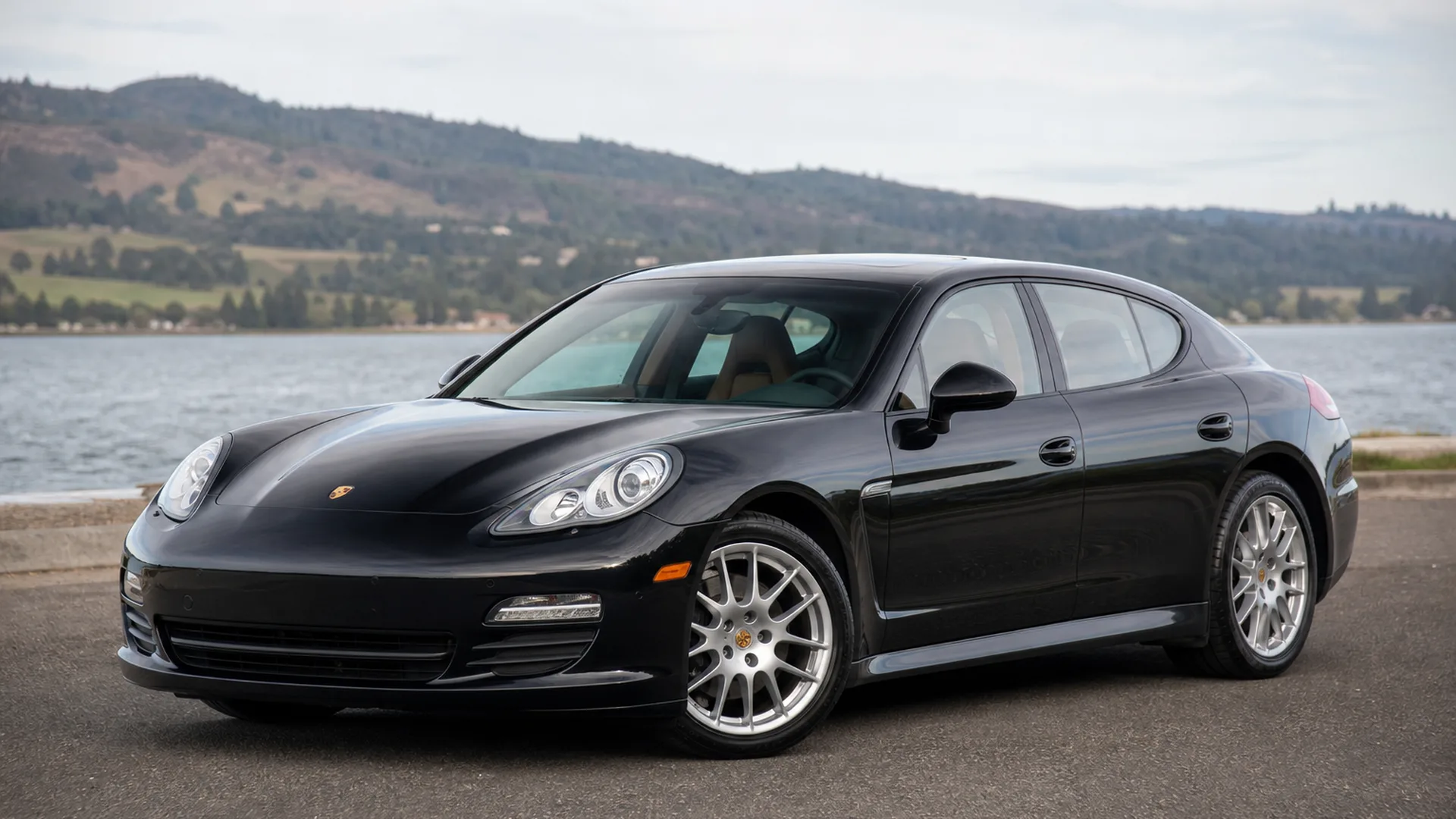 A Porsche Panamera parked outdoors.