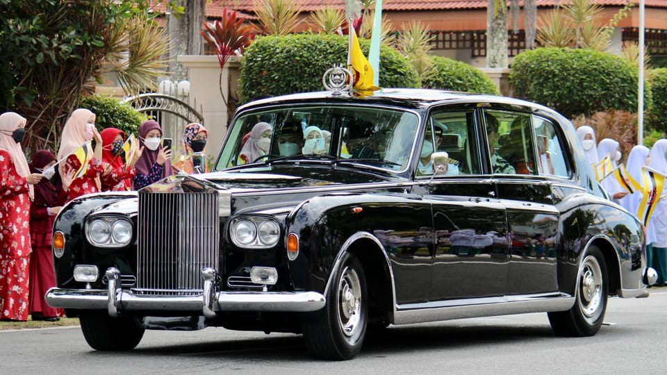 Rolls-Royce Phantom VI Limousine