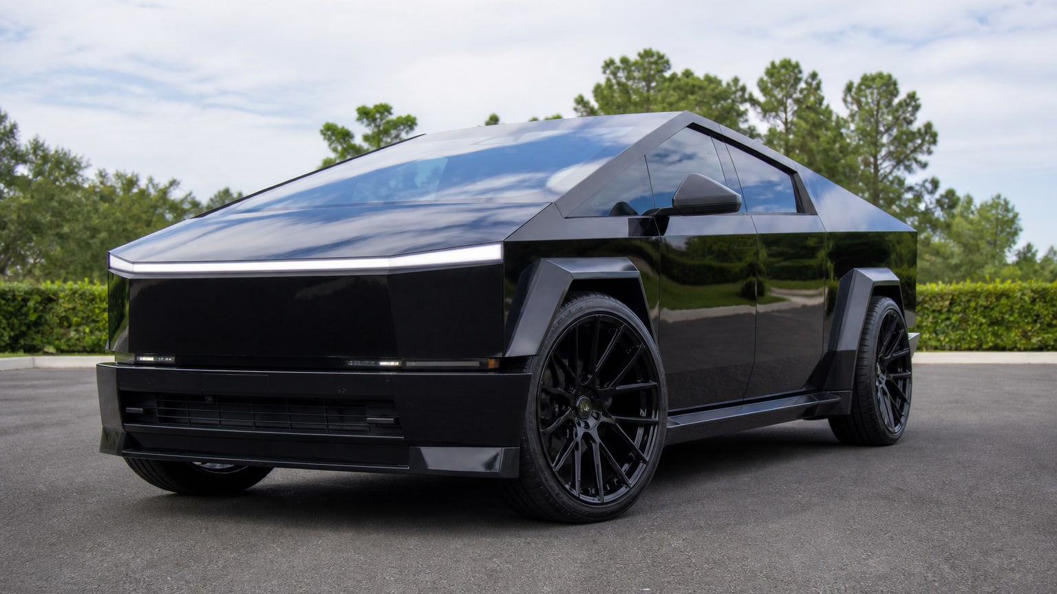 Tesla Cyberbeast (Widebody Custom)